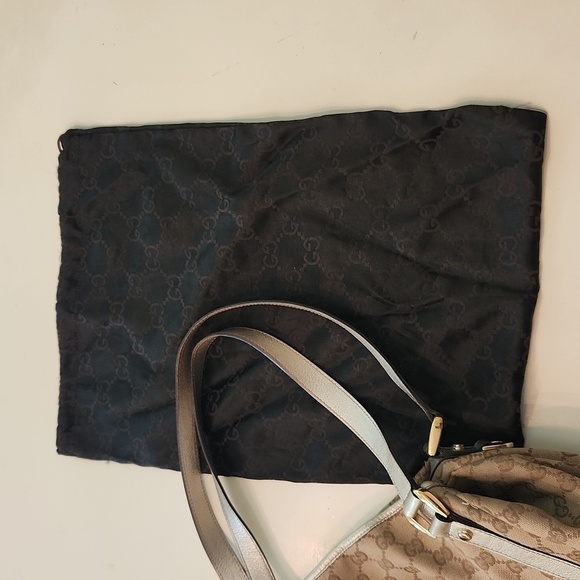 Gucci Monogram Medium Abbey Shoulder Bag  Brown - Picture 13 of 16